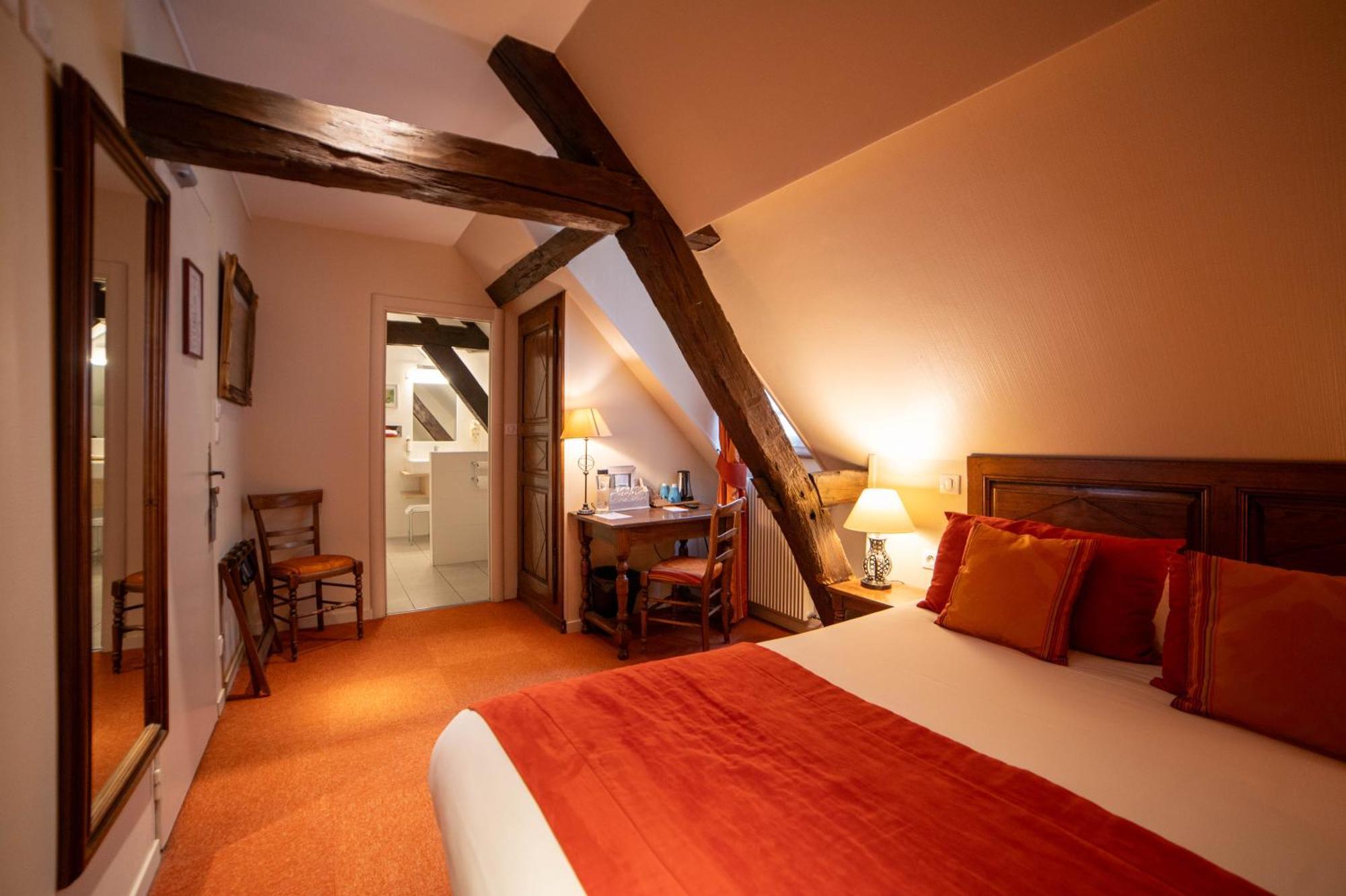 Hotel Wilson - Teritoria Dijon Luaran gambar